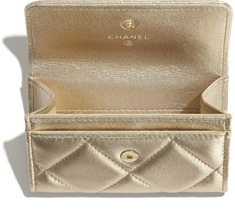 chanel 19 cardholder|chanel flap card holder price.